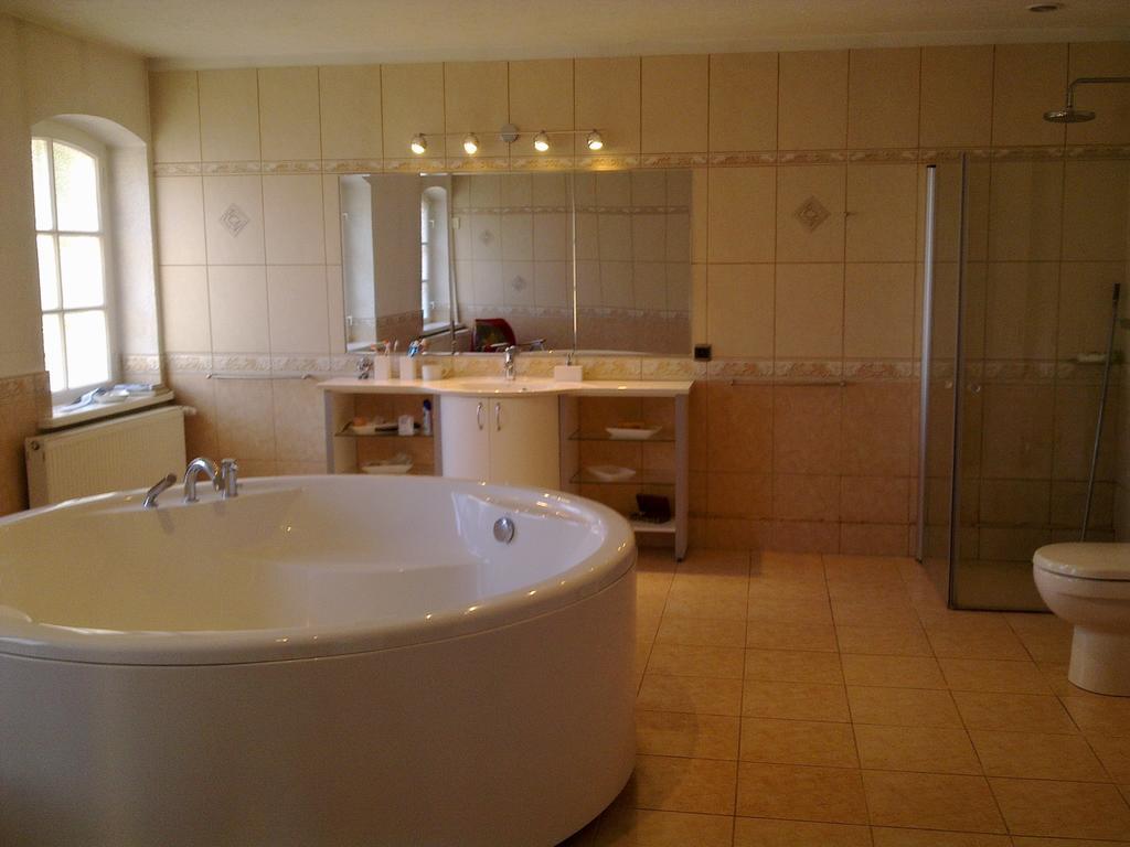Figaro Villa Ventspils Værelse billede